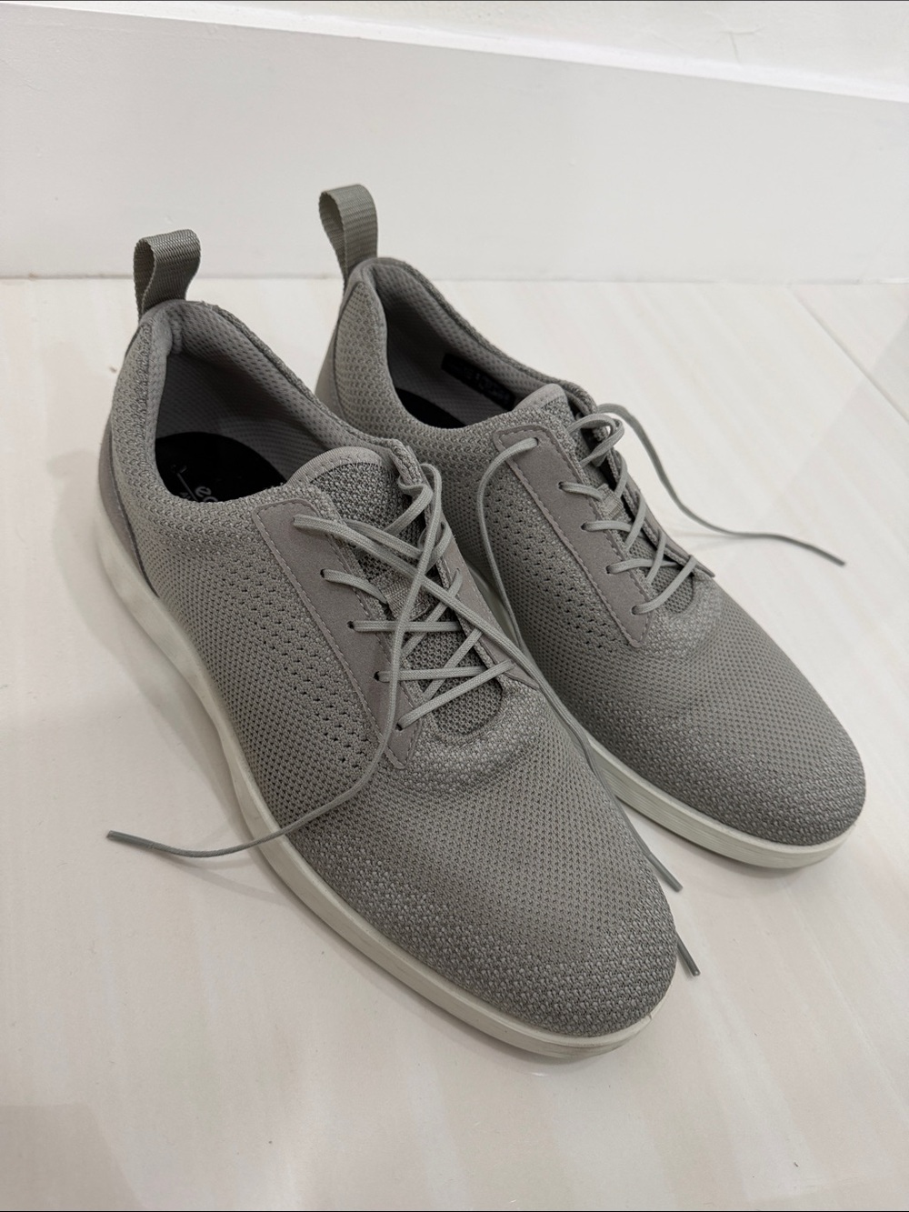 Light Gray Men's Knit Lace-Up Sneakers